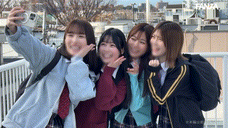 smuw040【もも＆ひまり＆みなみ＆あかり@裏垢J】無料エロ動画AV前田美波｜白石もも｜皆瀬あかり｜逢月ひまり エロGIF 1